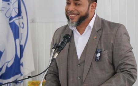 Het debat rond de 400 beleidsadviseurs bij Binnenlandse Zaken