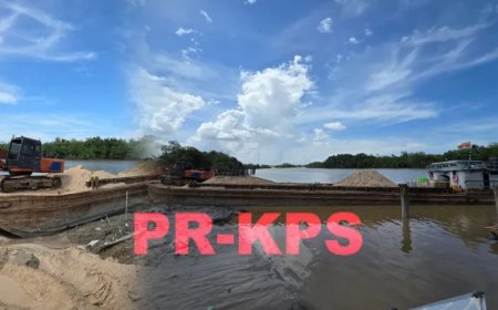 Boot met gesmokkelde brandstof, lading schuurzand en graafmachine in beslag genomen