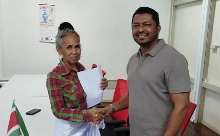 Abdoel registreert zich als eerste bij Anti-Corruptie Commissie