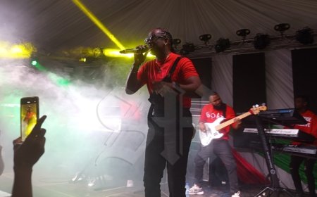 Krosfayah geeft na vijftien jaar weer een euforische show in Suriname