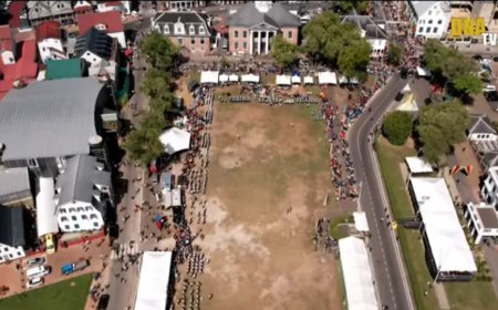 Viering 50 jaar Staatkundige Onafhankelijkheid in zandbak