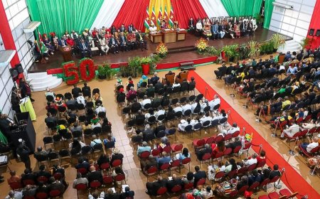 Fractieleiders hameren op eenheid bij 50 jaar onafhankelijkheid