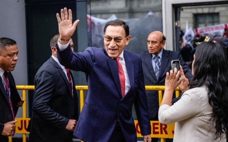 Oud-president Vizcarra van Peru veroordeeld tot 14 jaar cel voor corruptie