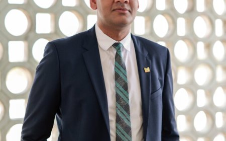 Ramadhin ontkent onregelmatigheden tijdens zijn ministerschap