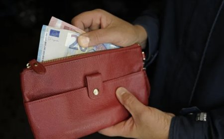 Nederland blijft met 72 procent grootste aandeel in persoonlijke geldovermakingen 