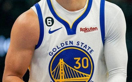 Stephen Curry draagt Air Jordans tijdens warming-up