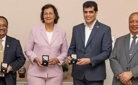 CBvS markeert 50 jaar onafhankelijkheid met gedenkpenning