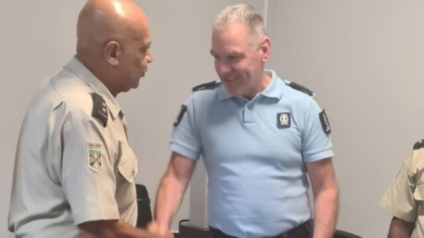 Nederlandse Marechaussee schenkt modern docu-center aan Surinaamse Militaire Politie