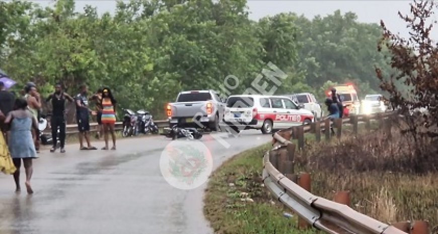 Bromfietser overleden op de Meursweg