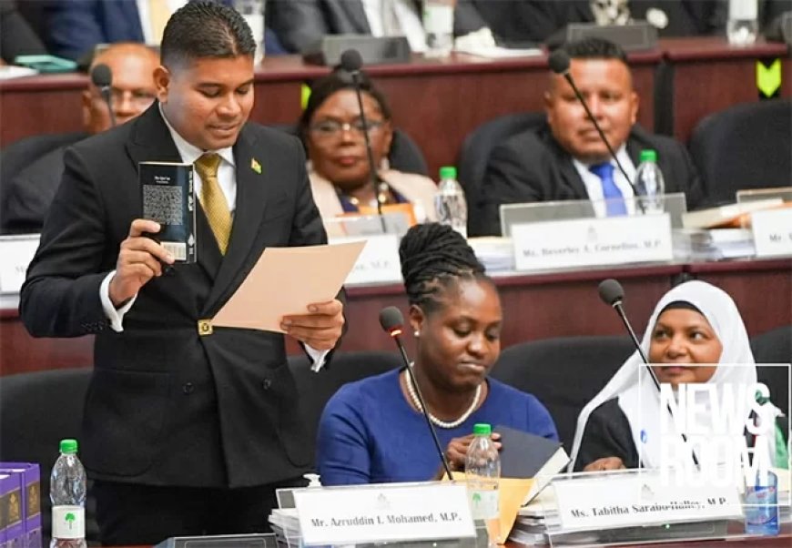Nieuwe parlementariërs beëdigd in Guyana; ook verdachte Mohamed legt eed af