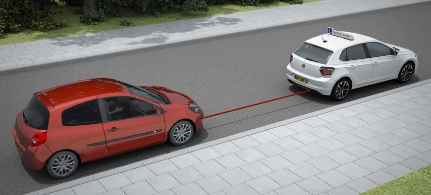 Slepen auto met pech met alarmlichten beide auto’s aan