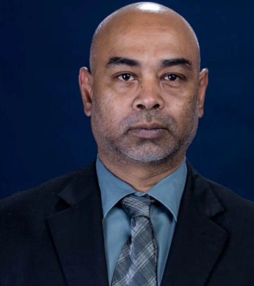 LVV-directeur Chotkan in de cel wegens verduistering; smet op ministerie