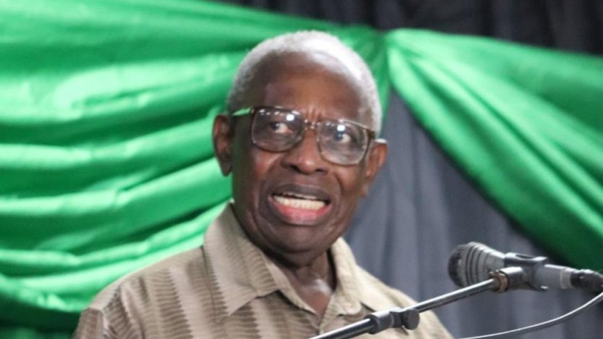 President Simons eert nalatenschap van oud-president Venetiaan