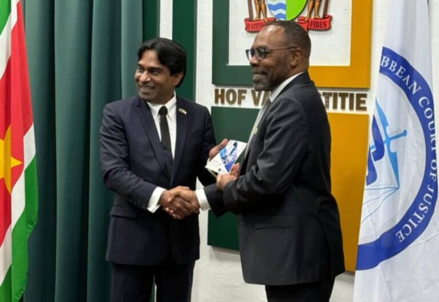 CCJ-delegatie bezoekt Hof van Justitie in het kader van Caricom-programma