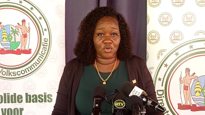 Minister Huur: meer middelen en versterking voor districtscommissarissen noodzakelijk