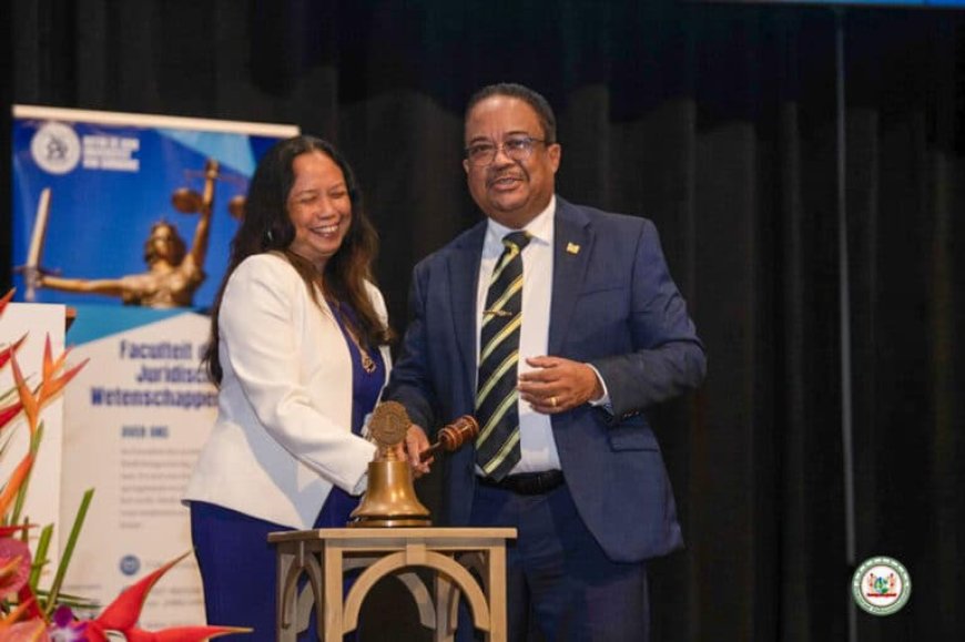 Waarnemend president roept AdeKUS op tot bijdrage aan samenleving