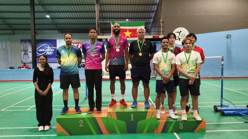 Opti evenaart badmintoniconen Caster en Van Daal met nationale titel