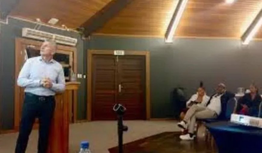 Paramaribo verliest zijn hartslag – VSB vraagt om menswaardige aanpak van daklozenprobleem