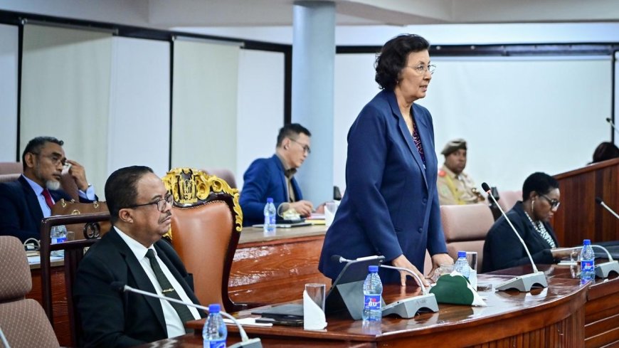 Simons: “Er is geen verschil van mening tussen mij en vicepresident Rusland over Chinalco-kwe