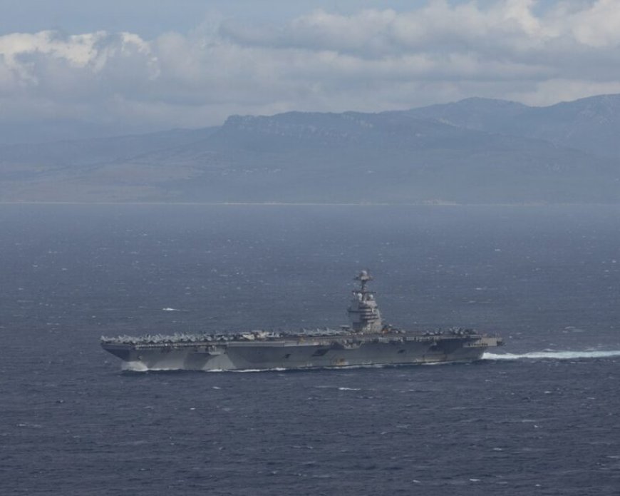 Amerika’s grootste vliegdekschip in Caribisch Gebied