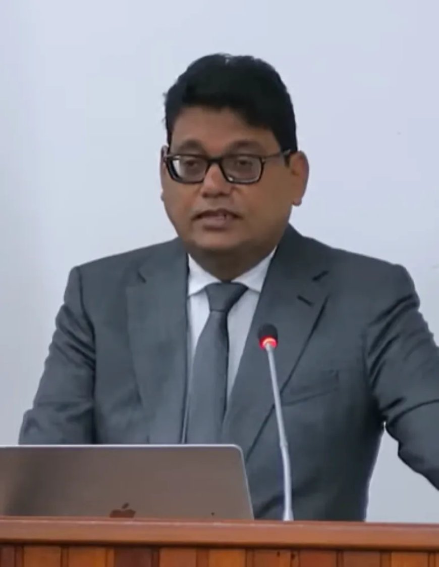 VHP-fractieleider Gajadien bekritiseert valuta interventies CBvS