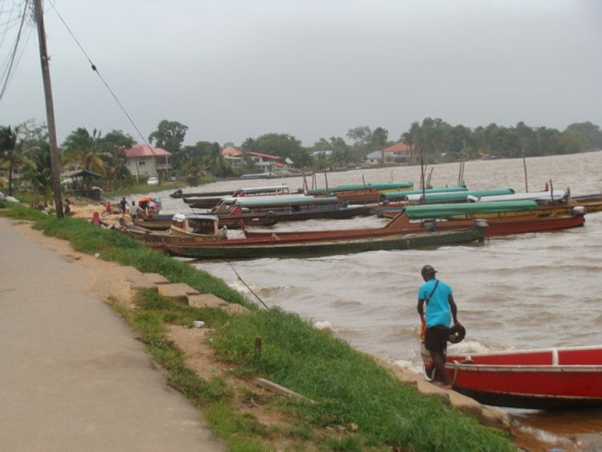 Watervraagstuk in Albina