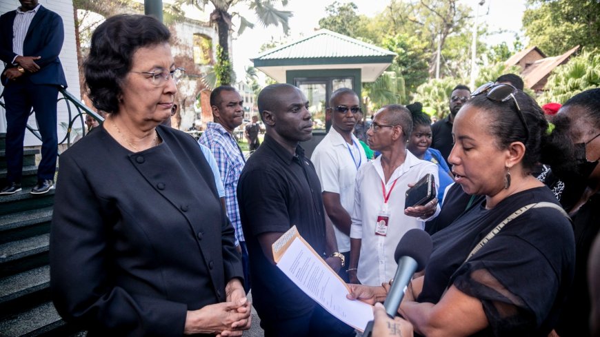 President Simons reageert op zorgen onderwijsgevenden: “Regering luistert naar alle vakgroepe