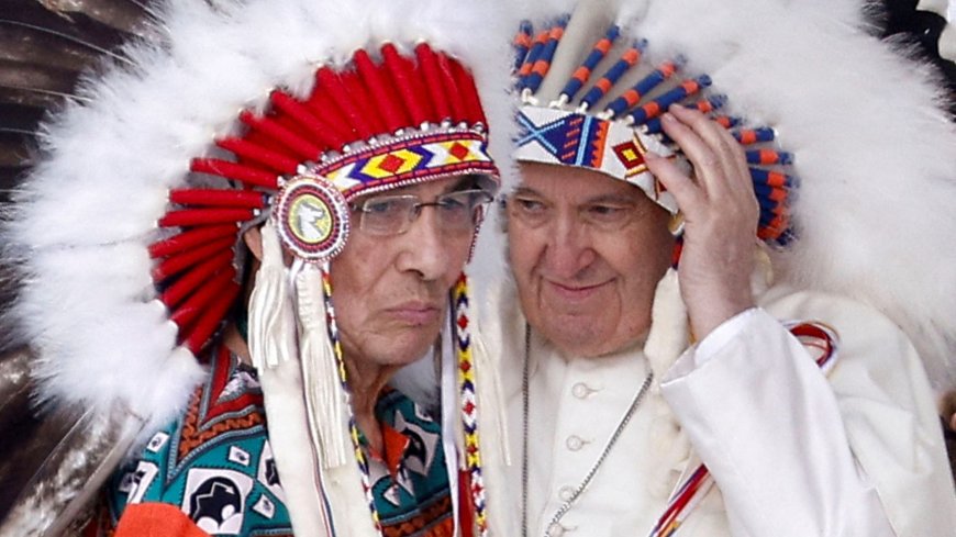 Vaticaan stuurt historische Inuit-kajak en andere artefacten terug naar inheemse gemeenschapp