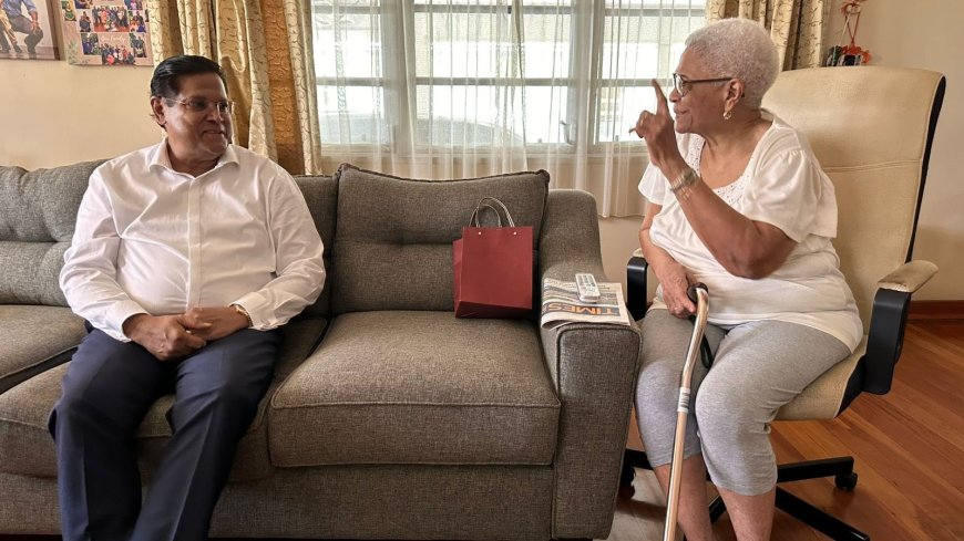 Santokhi betuigt medeleven aan weduwe van oud-president Venetiaan