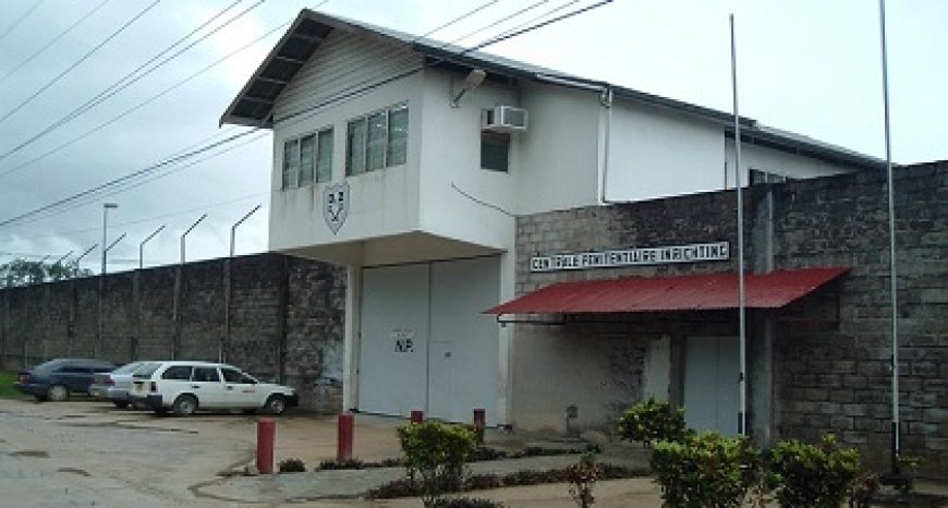 Monorath doet beklag bij president over gronduitgifte terrein rond Santo Boma