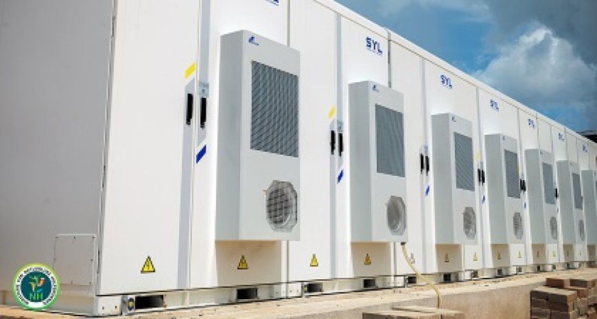 Ruim 490 huishoudens voorzien van energie in Sarakreek-gebied