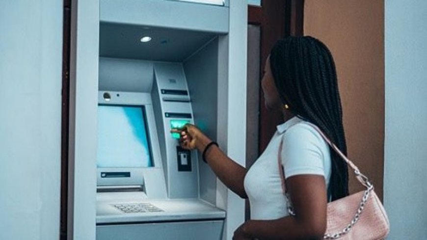 Politie waarschuwt voor nieuwe skimminggolf: samenleving moet extra alert pinnen