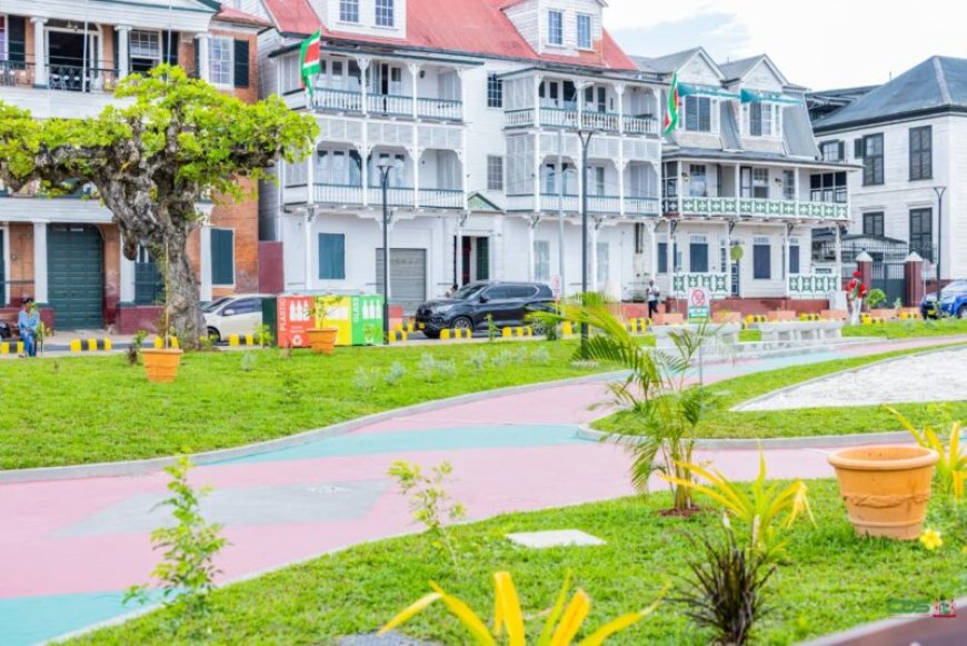 Paramaribo moet binnen tien jaar parel van het Caribisch gebied worden