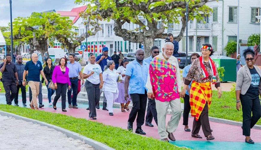 Herboren Waterkant moet aanjager worden van een vernieuwd historisch Paramaribo