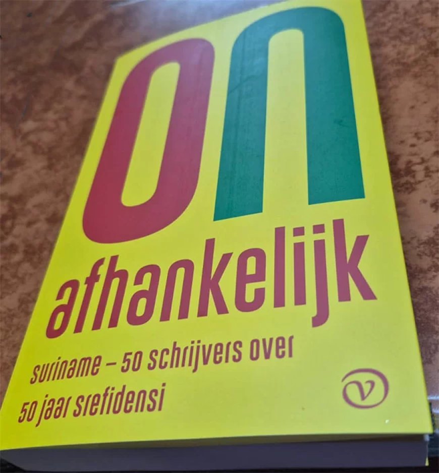 Onafhankelijk: 50 schrijvers over 50 jaar Srefidensi gepresenteerd