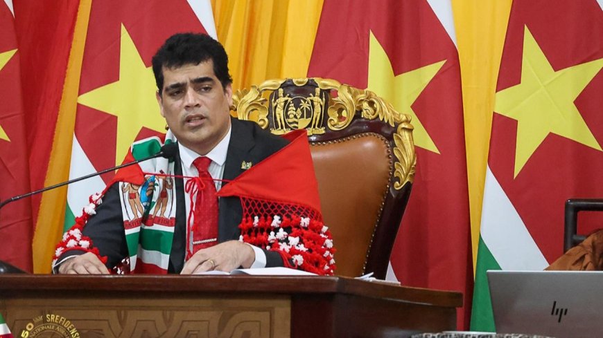 Adhin: “Belofte van 1975 verdient eerlijke toets na 50 jaar onafhankelijkheid”