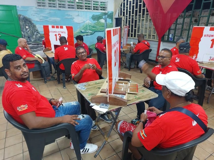 KFC Srefidensi-troefcalltoernooi bereikt halve finales