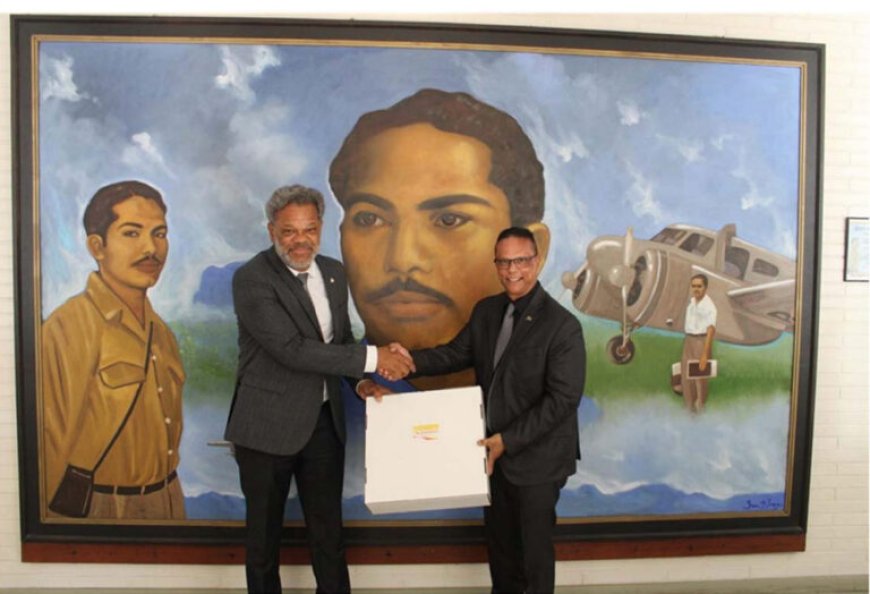 Premier en delegatie uit St. Maarten bezoeken SLM