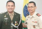 Scheidende Braziliaanse militaire attaché gedecoreerd voor bewezen diensten