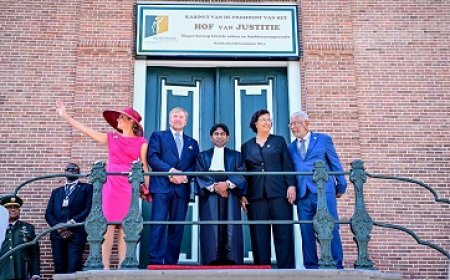 Koninklijk echtpaar bezoekt Hof van Justitie