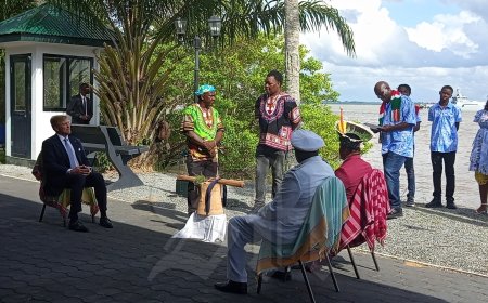 Fiti Makandra aanvaardt excuses van Nederlandse koning