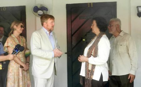 Koning hoopt op terugkeer, dit keer de jungle in, samen met zijn dochters