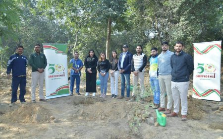 Surinaamse ambassade in New Delhi sluit Srefidensi-viering af met planten van 50 bomen