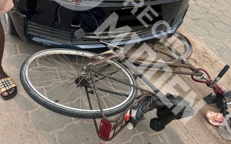 Fietser zwaargewond na te zijn aangereden door auto op Nieuwweergevondenweg