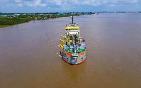 Minister Tsang tekent intentieverklaring met Invest International voor baggerproject