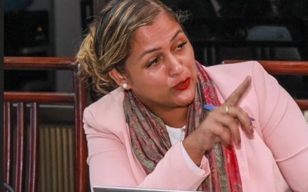 Jarbandhan stelt kritische vragen over massale ontheffingen top ministerie van Onderwijs