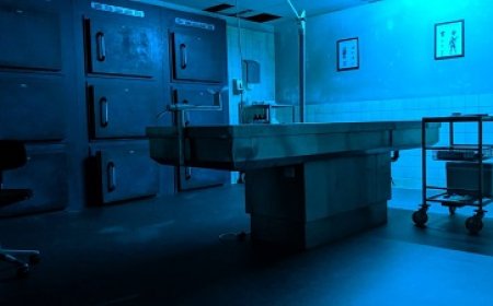 Politie roept families op om lijken op te halen in mortuaria