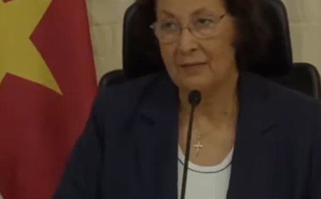 President verleent gratie aan gevangenen