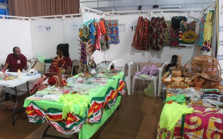 Rumas houdt ondernemerschap beurs en braderie voor jongeren