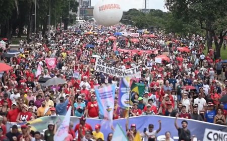 Links Brazilië protesteert tegen forse strafvermindering oud-president Bolsonaro